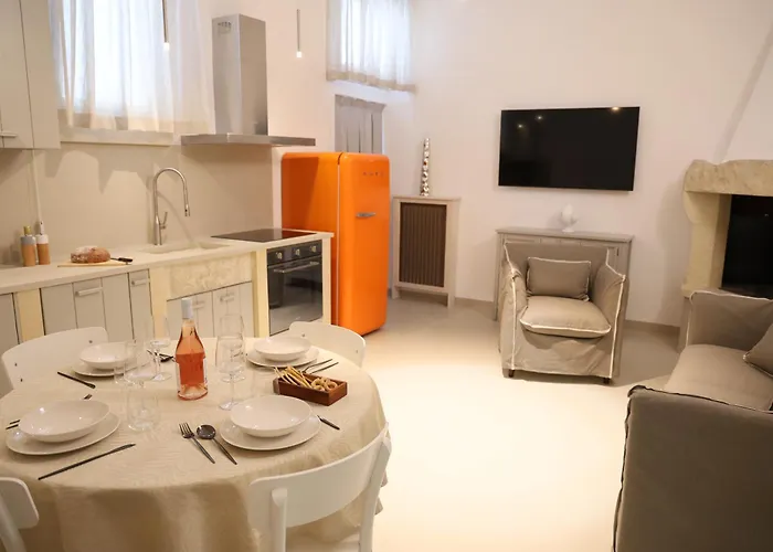 V-home V Collection *